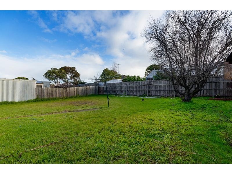 12 Olney Ave, East Geelong VIC 3219
