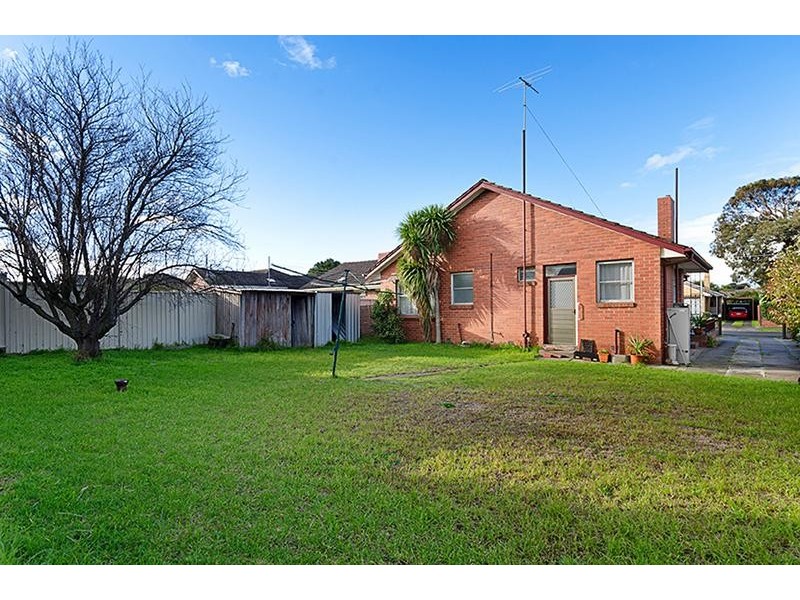 12 Olney Ave, East Geelong VIC 3219