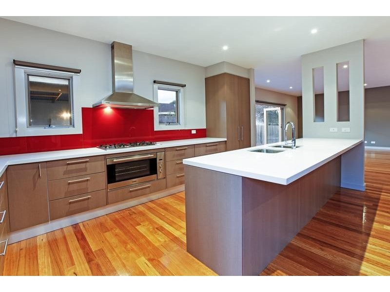 20 Girton Crescent, Manifold Heights VIC 3218
