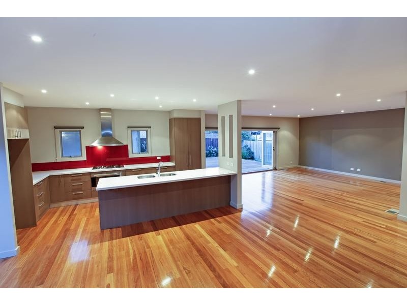 20 Girton Crescent, Manifold Heights VIC 3218