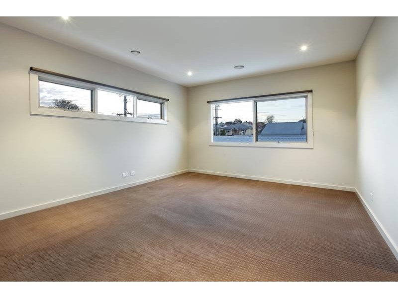 20 Girton Crescent, Manifold Heights VIC 3218