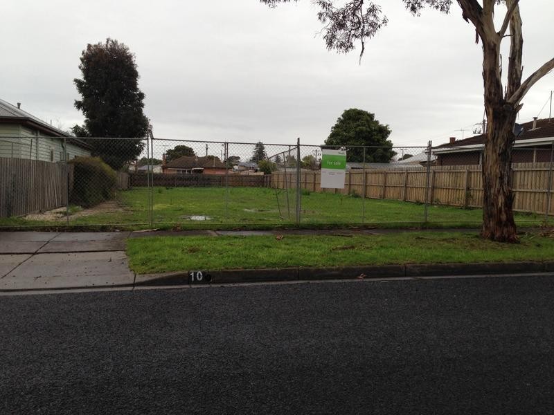 10 Mitchell St, Belmont VIC 3216