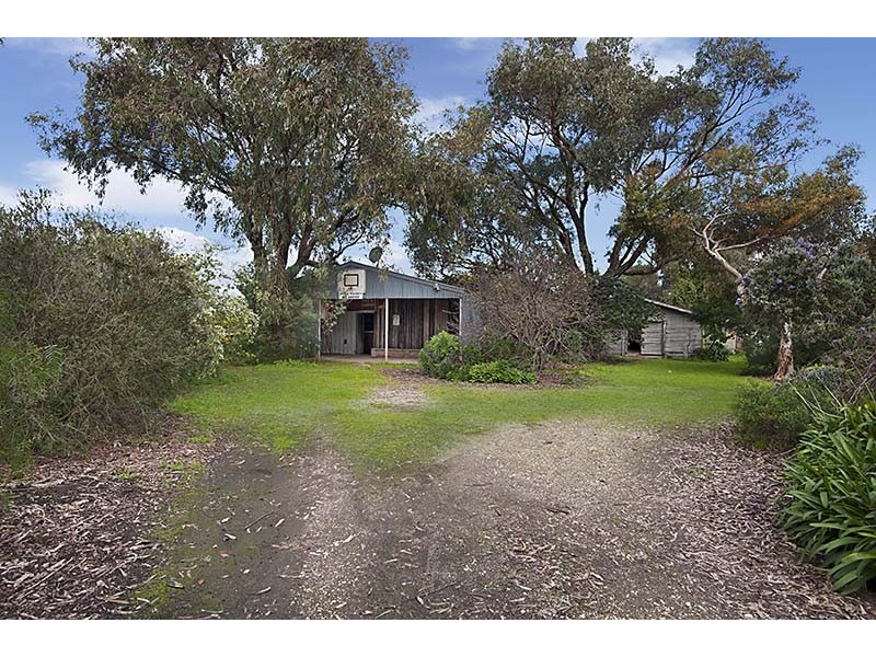 620 Bluestone School Rd, Barwon Heads VIC 3227