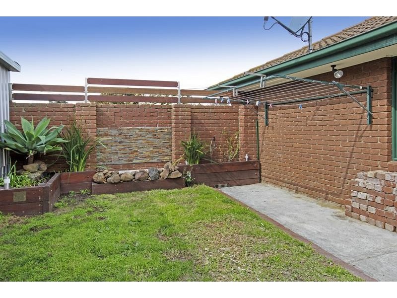 27 Nanworen crescent, Bell Park VIC 3215