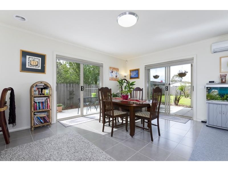 2 Eagle Pde, Norlane VIC 3214