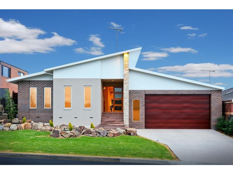 34 Huon Crescent, Leopold VIC 3224