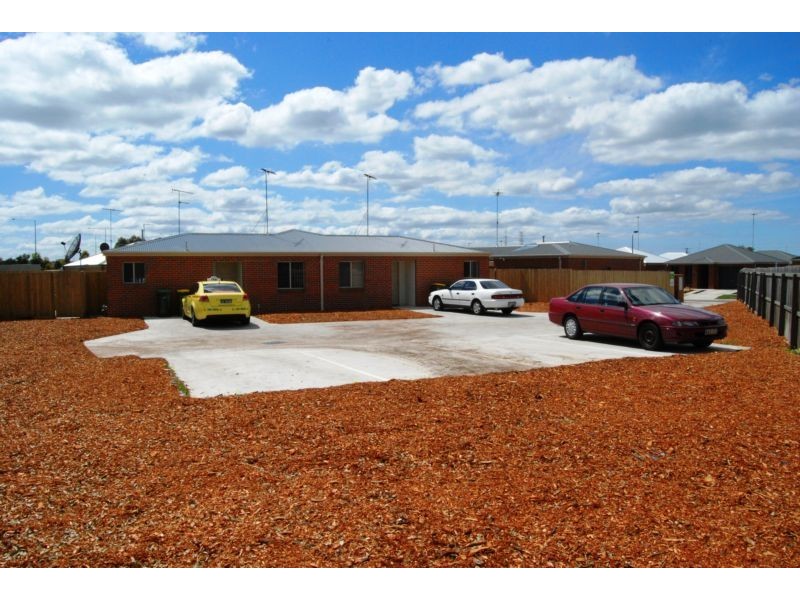 3/3 Endeca Court, Lovely Banks VIC 3221