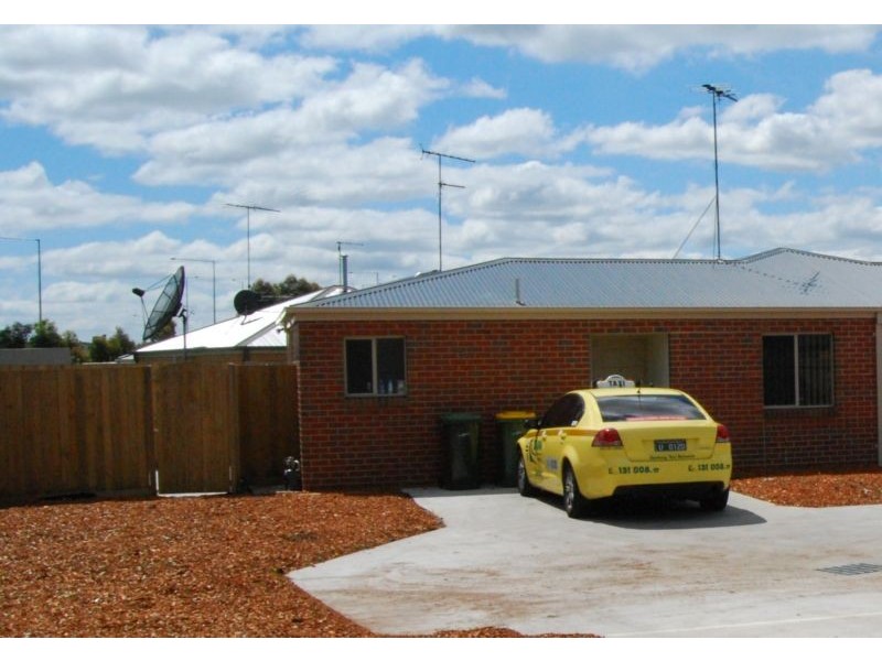 3/3 Endeca Court, Lovely Banks VIC 3221