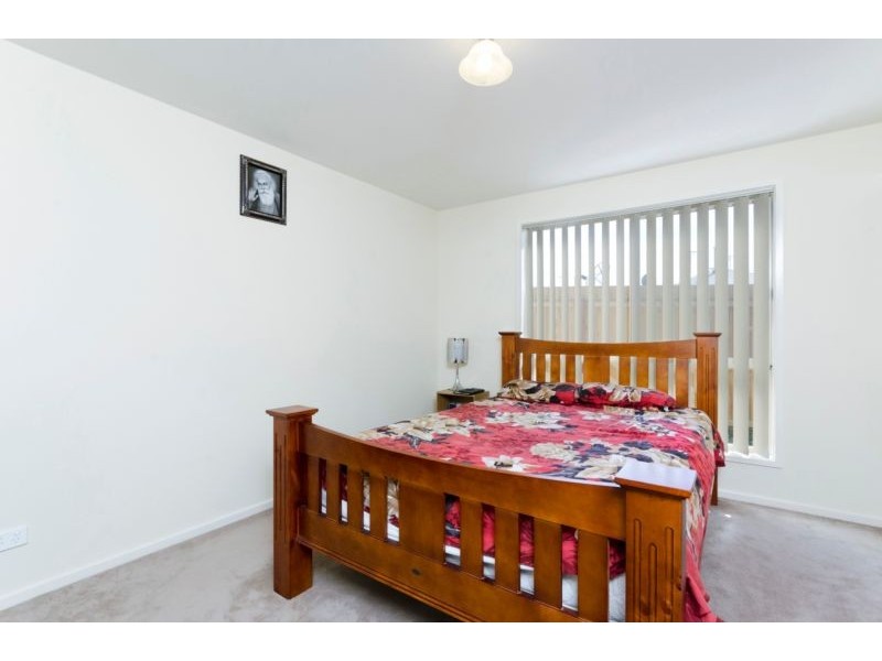 3/3 Endeca Court, Lovely Banks VIC 3221