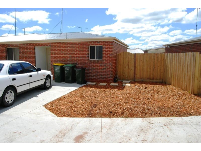 2/3 Endeca Court, Lovely Banks VIC 3221