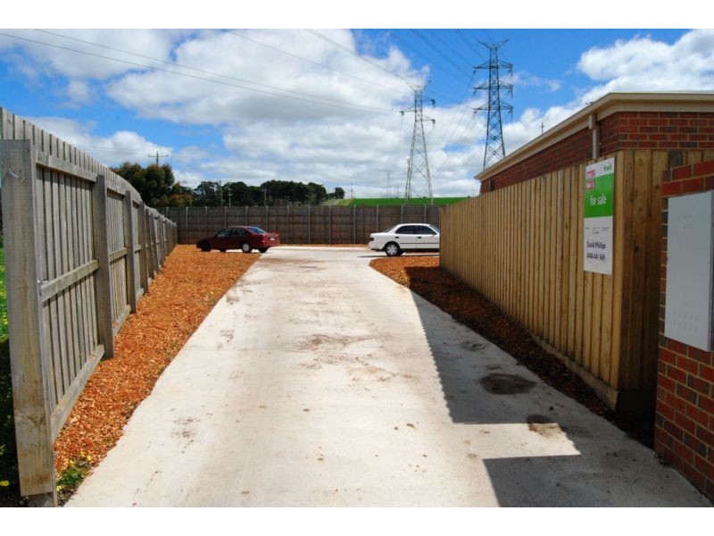 2/3 Endeca Court, Lovely Banks VIC 3221