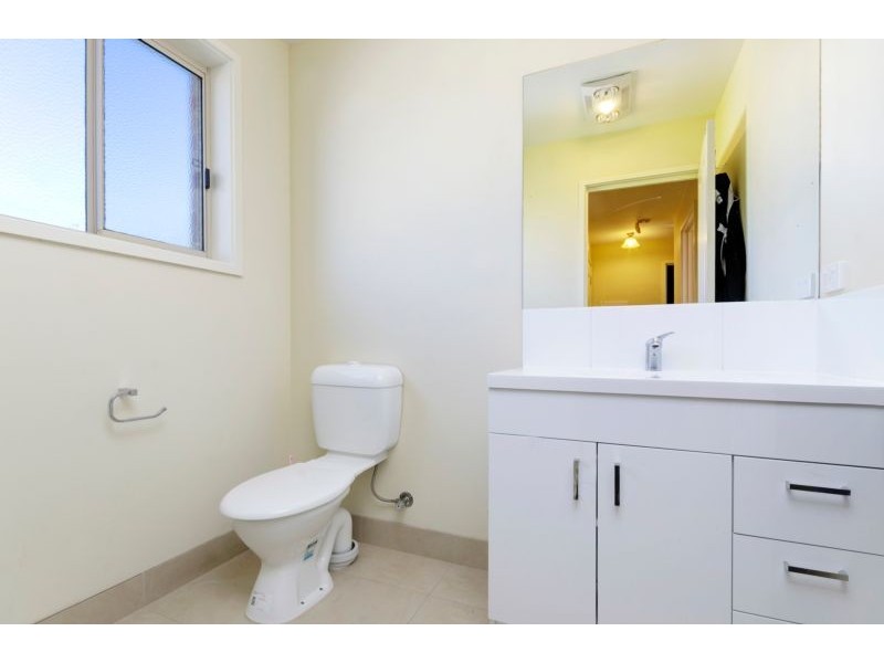 2/3 Endeca Court, Lovely Banks VIC 3221