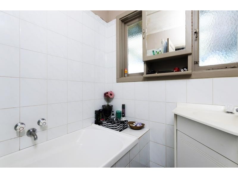 4 Warrawee Avenue, Norlane VIC 3214