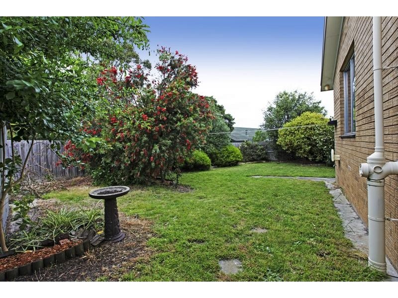 35 Bieske Rd, Grovedale VIC 3216