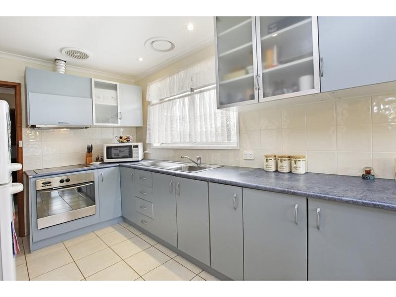 35 Bieske Rd, Grovedale VIC 3216