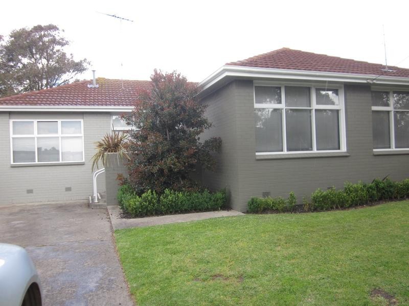 49 Libau Avenue, Bell Park VIC 3215