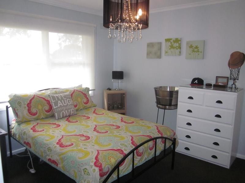 1/17 Carey Street, Hamlyn Heights VIC 3215