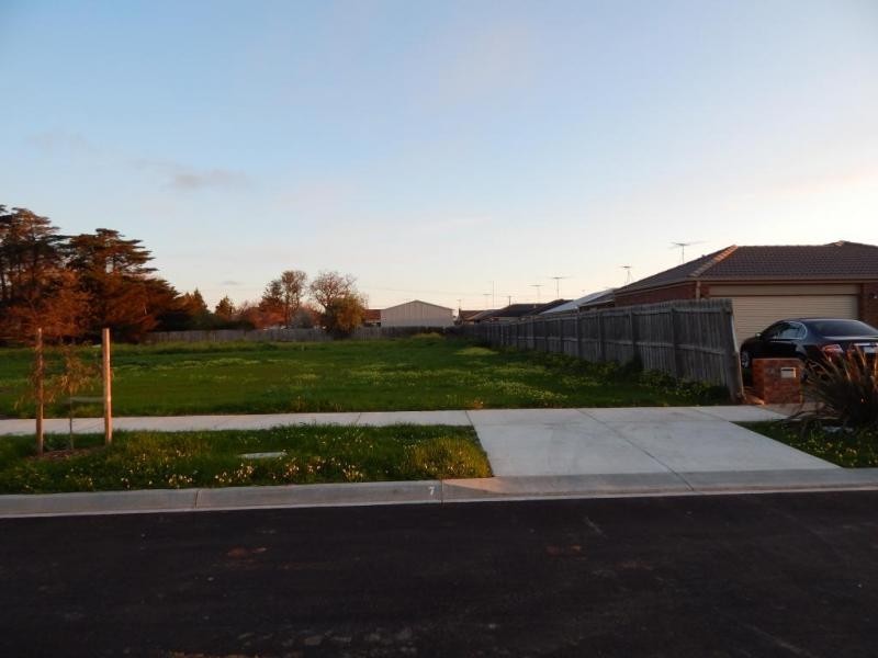 30 Killarney Avenue, Grovedale VIC 3216