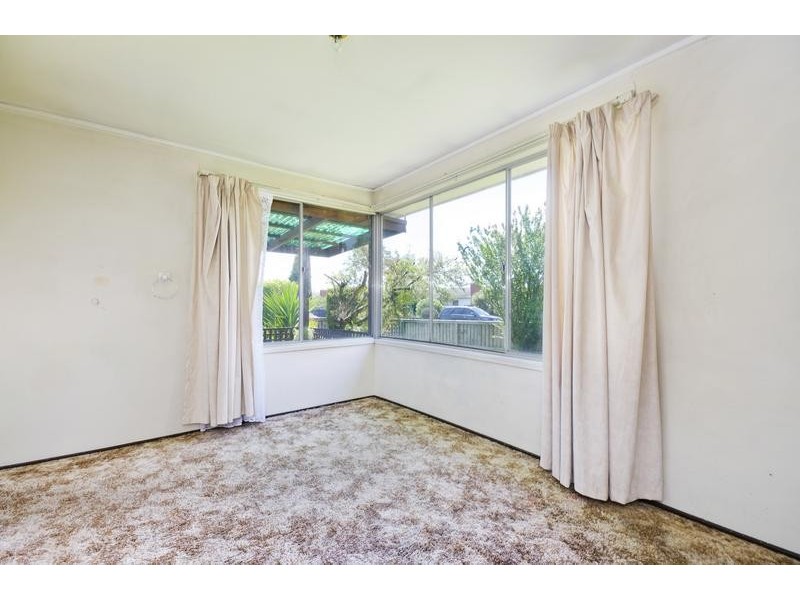 6 Andrew Street, Newcomb VIC 3219