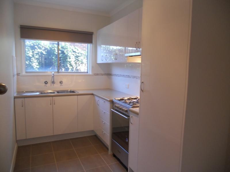 1/6 Skene Street, Newtown VIC 3220