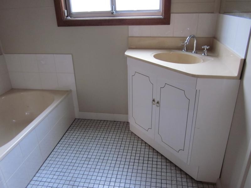 30 Gurr Street, East Geelong VIC 3219