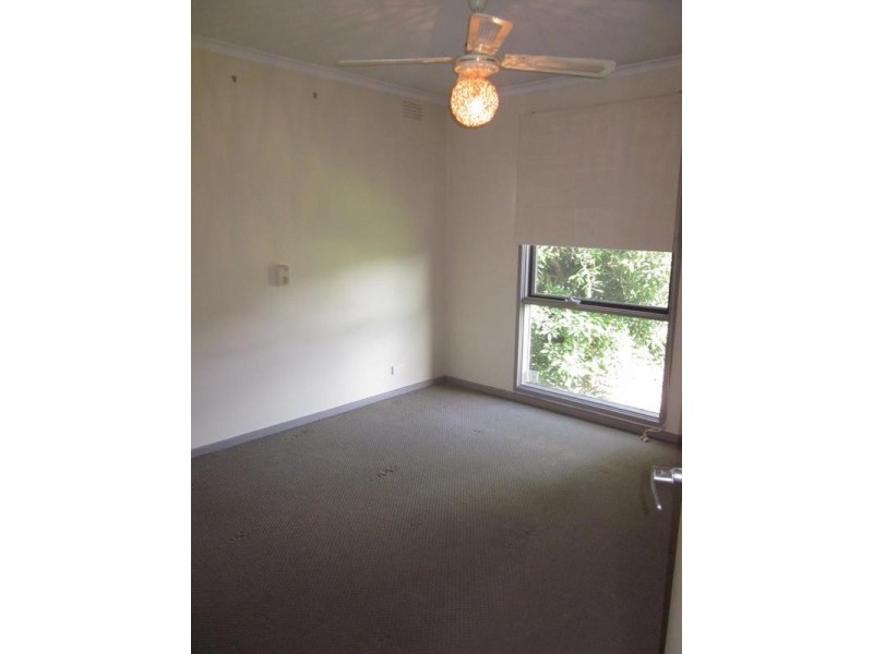 27 Greenville Drive, Grovedale VIC 3216