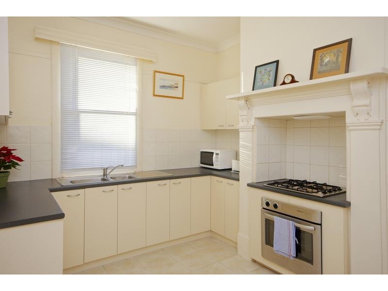 1 Gurr Street, East Geelong VIC 3219