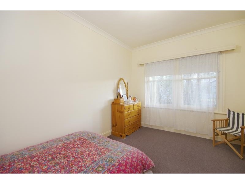 1 Gurr Street, East Geelong VIC 3219