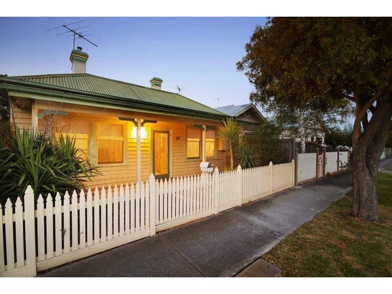 1 Gurr Street, East Geelong VIC 3219