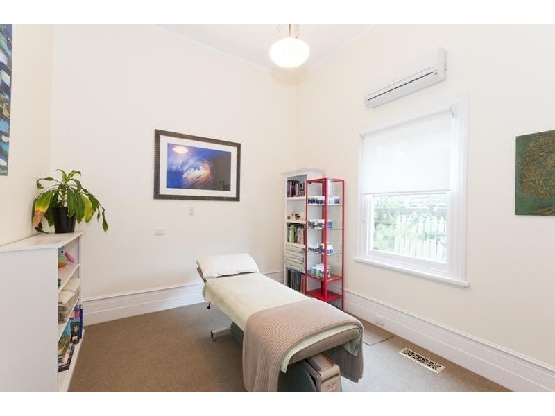 402 Ryrie Street, East Geelong VIC 3219