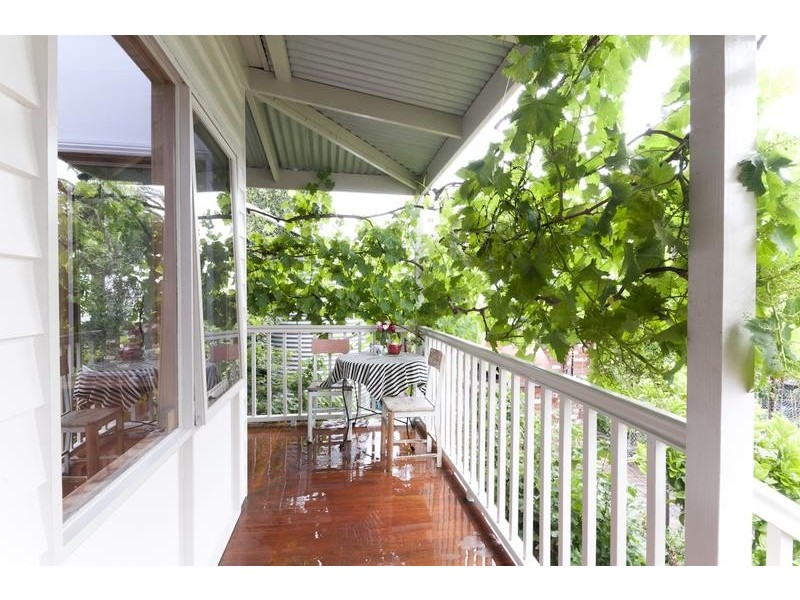 402 Ryrie Street, East Geelong VIC 3219