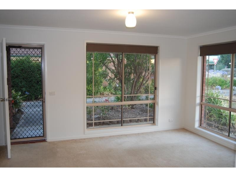 1/25 Fontaine Street, Grovedale VIC 3216
