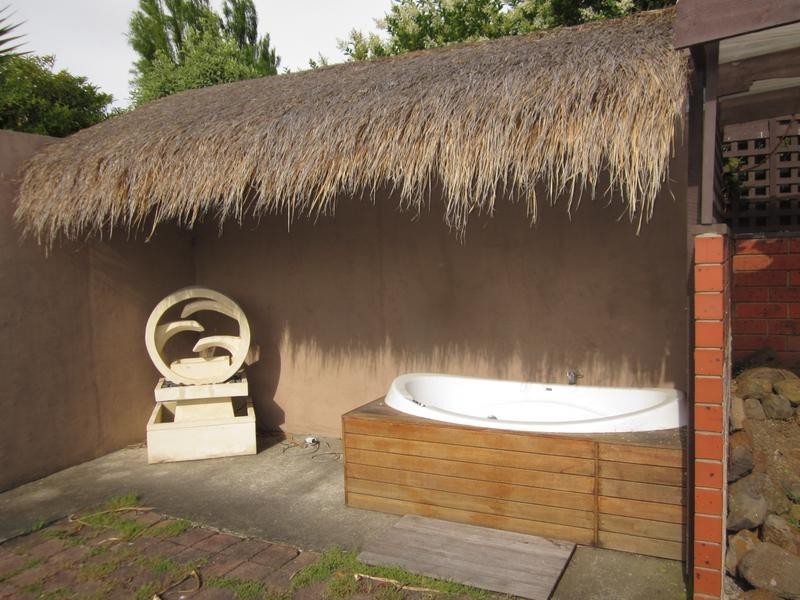 27 Greenville Drive, Grovedale VIC 3216