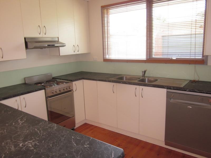 27 Greenville Drive, Grovedale VIC 3216