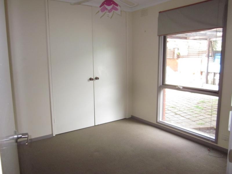 27 Greenville Drive, Grovedale VIC 3216