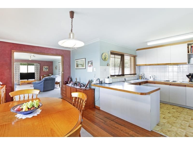 10 Glengarwyn Road, Leopold VIC 3224