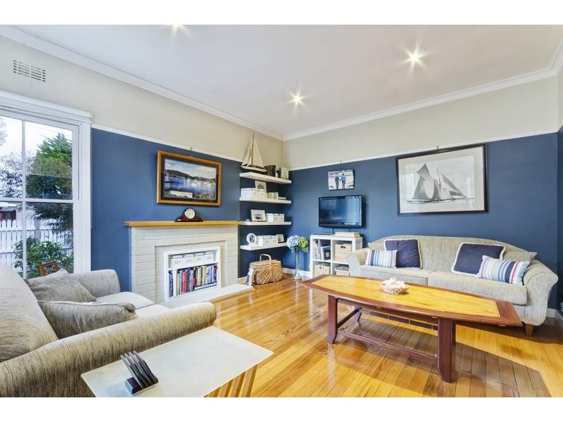 19 Ensby Street, East Geelong VIC 3219