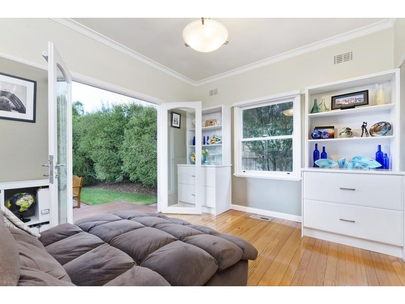 19 Ensby Street, East Geelong VIC 3219