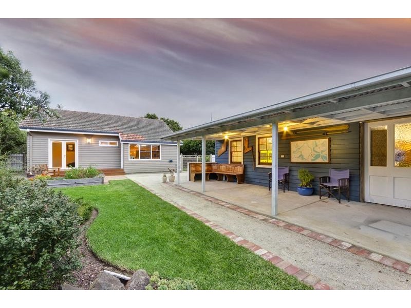 19 Ensby Street, East Geelong VIC 3219