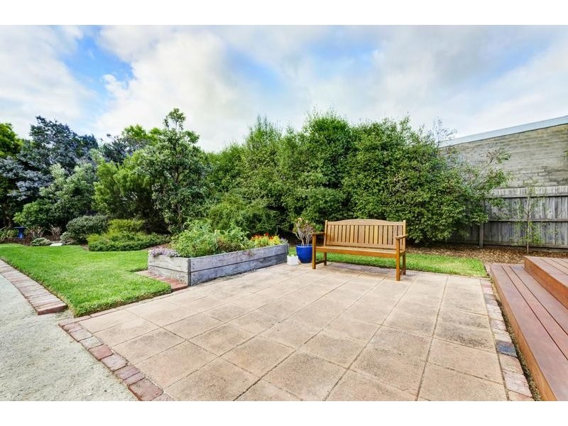 19 Ensby Street, East Geelong VIC 3219