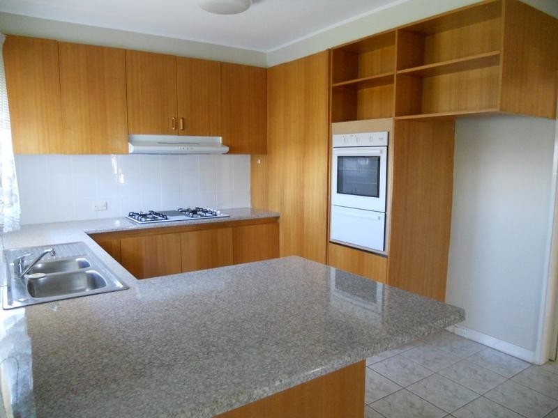 17 Helms Street, Newcomb VIC 3219