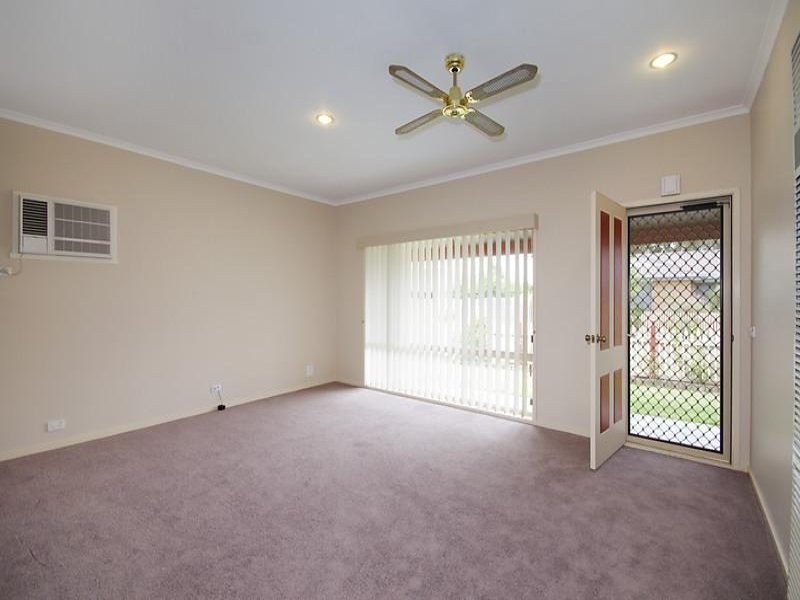 4B Melba Close, St Albans Park VIC 3219