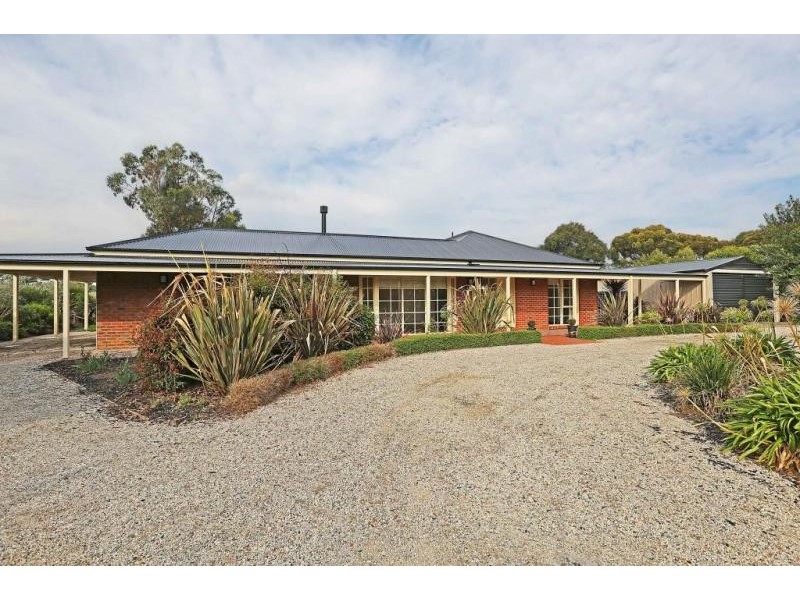 40 Malpas Drive, Wallington VIC 3221