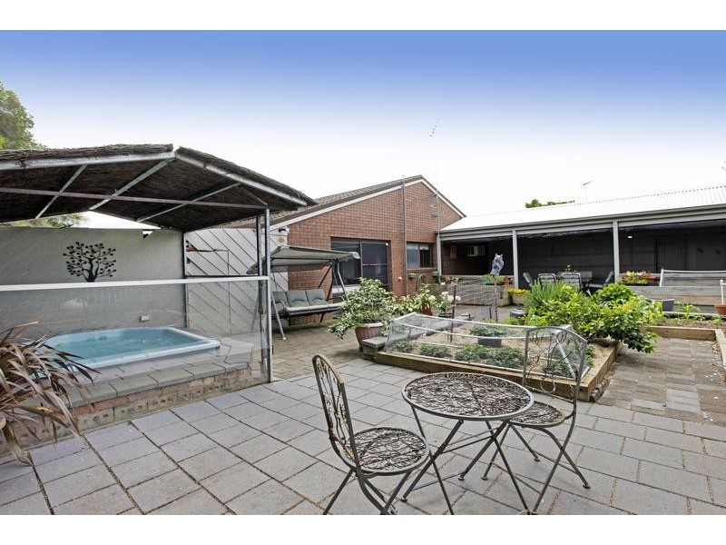 2 Inala Court, Marshall VIC 3216