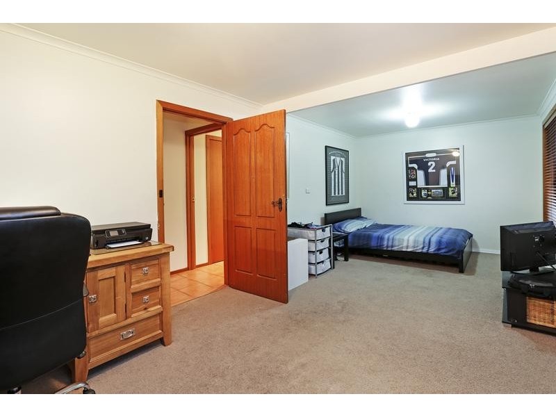 21 Banksia Square, Corio VIC 3214
