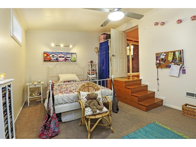 21 Banksia Square, Corio VIC 3214