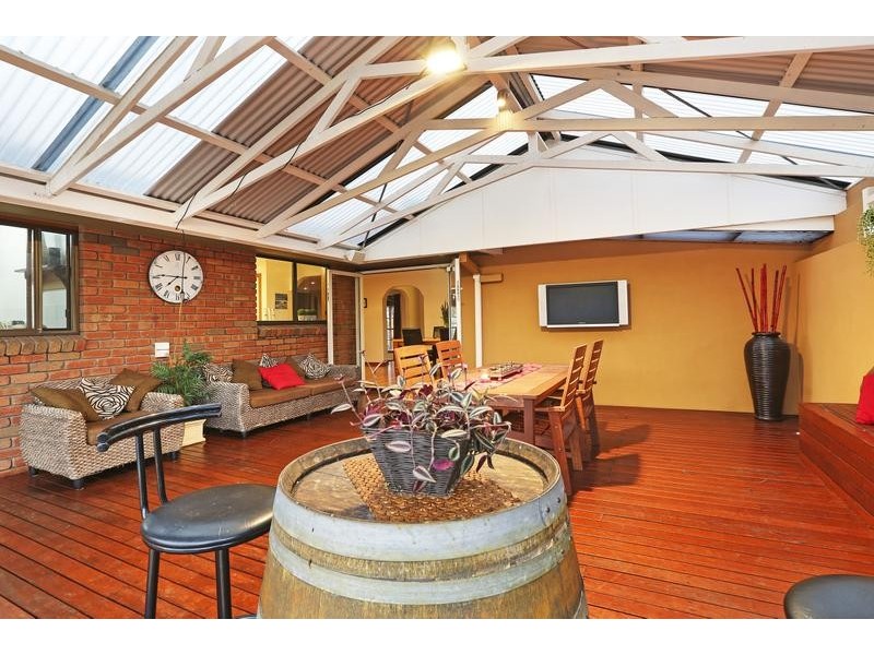 21 Banksia Square, Corio VIC 3214