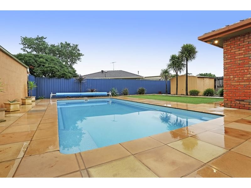 21 Banksia Square, Corio VIC 3214