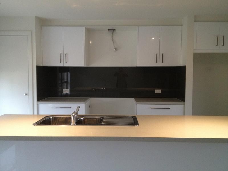 18 Shoaling Drive, Leopold VIC 3224