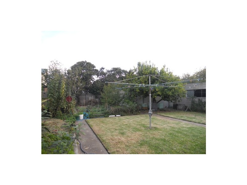 12-14 Alexandra Avenue, Geelong VIC 3220
